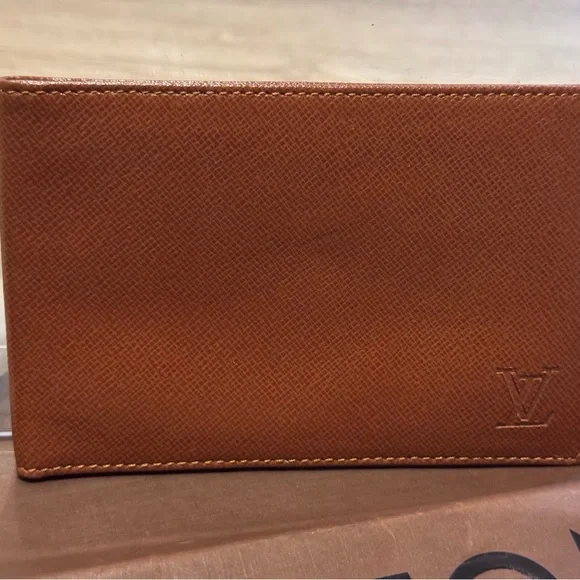 VINTAGE Louis Vuitton Taiga ID / Photo / Card Holder Brown Leather Wallet EUC - Picture 2 of 11